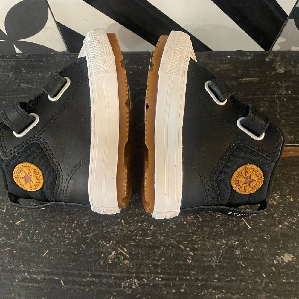 CONVERSE 